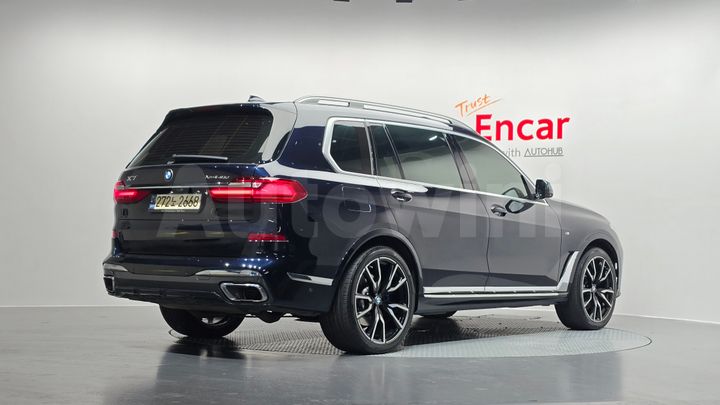 BMW X7 2021 — 2