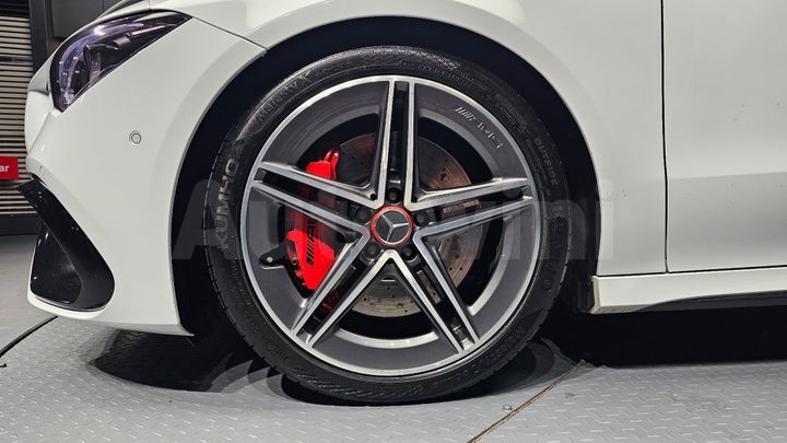 Mercedes Benz CLA Class 2020 — 5