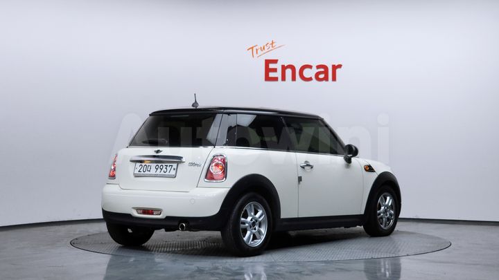 Mini Cooper 2013 — 2