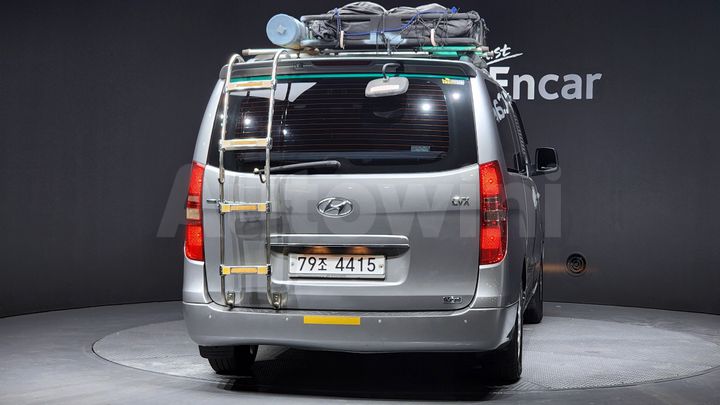 Hyundai Starex 2011 — 4