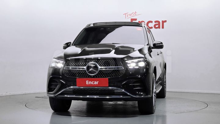 Mercedes Benz GLE Class 2024 — 3