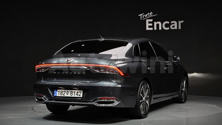 Hyundai Grandeur 2023 — 3