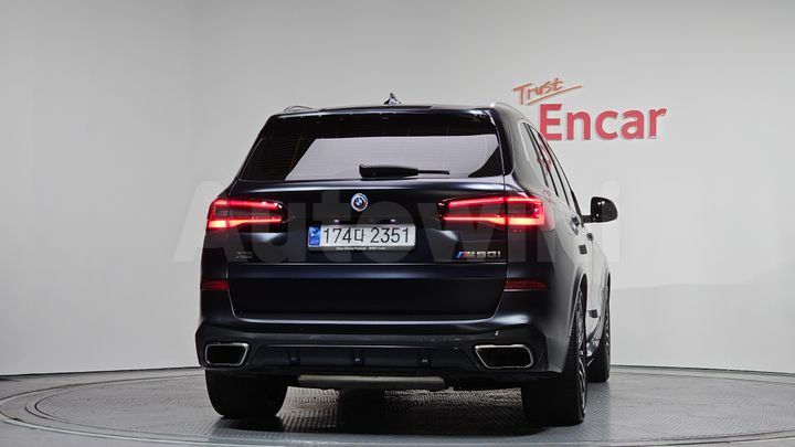 BMW X5 2022 — 5