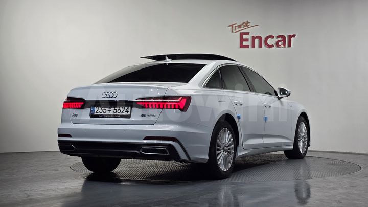 Audi A6 2021 — 2