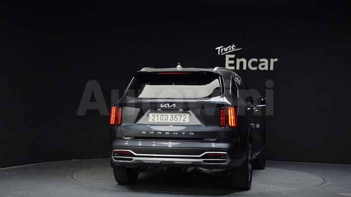 Kia Sorento 2022 — 4