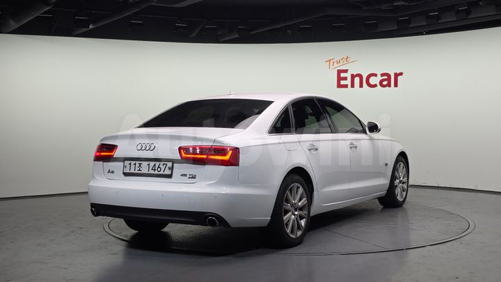 Audi A6 2015 — 2