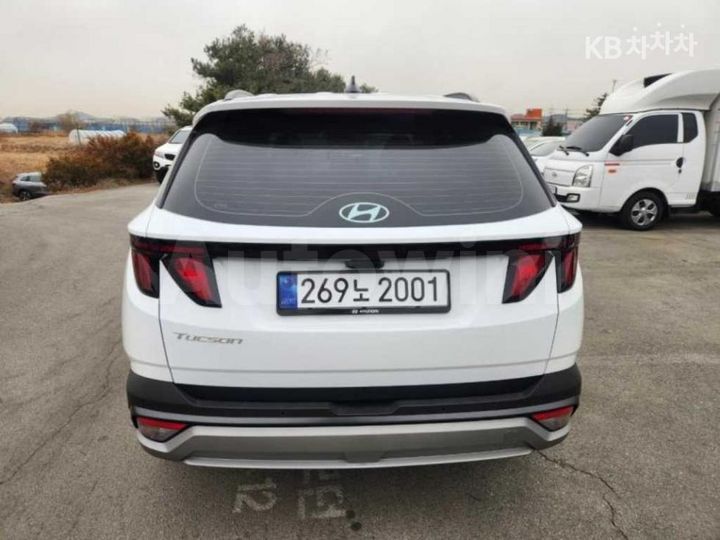 Hyundai Tucson 2025 — 4