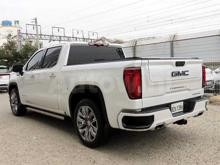 GMC Sierra 2023 — 3