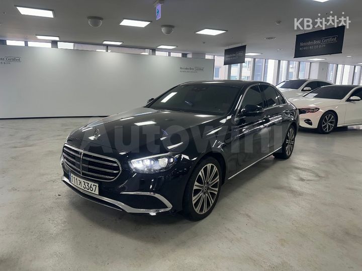 Mercedes Benz E Class 2023 — 2