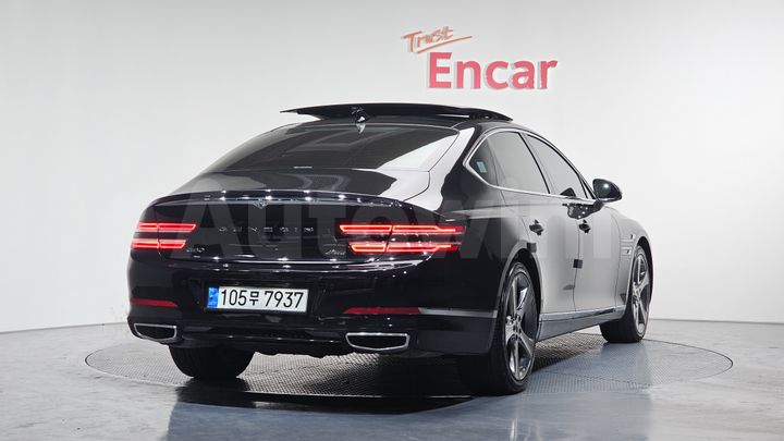 Genesis G80 2021 — 2