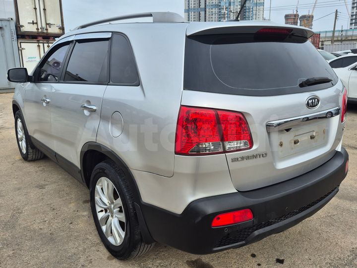 Kia Sorento 2011 — 3