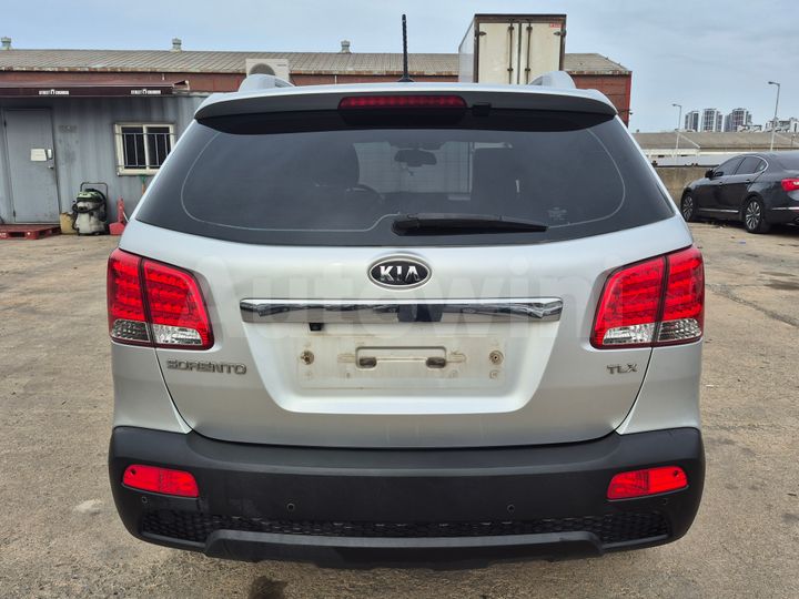 Kia Sorento 2011 — 4