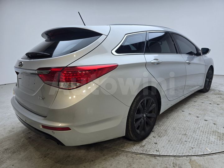 Hyundai i40 2012 — 5