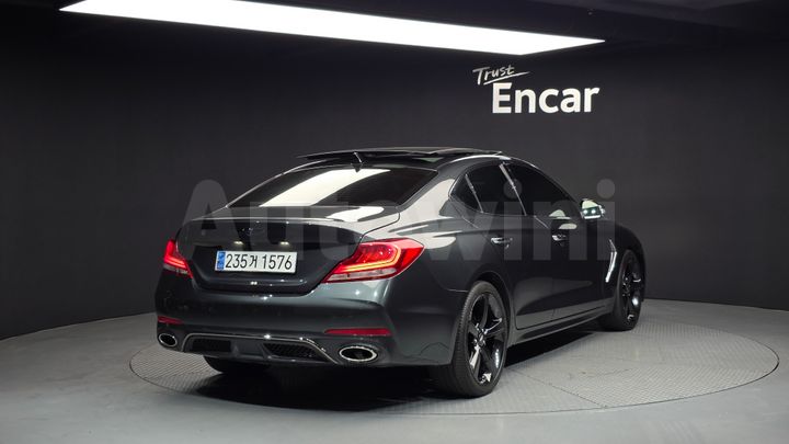 Genesis G70 2019 — 2