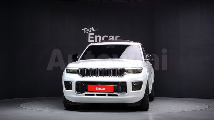Jeep Cherokee 2023 — 3