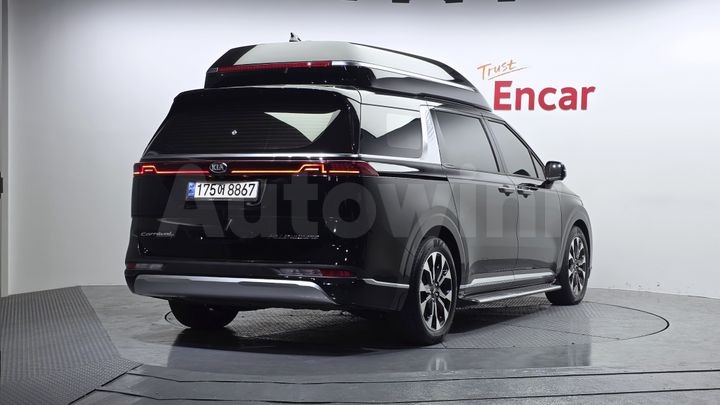 Kia Carnival 2021 — 2