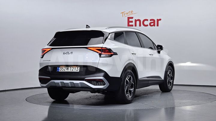 Kia Sportage 2023 — 2