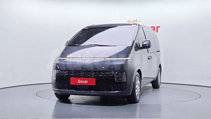 Hyundai Staria 2023 — 3