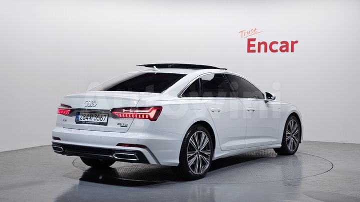 Audi A6 2022 — 2