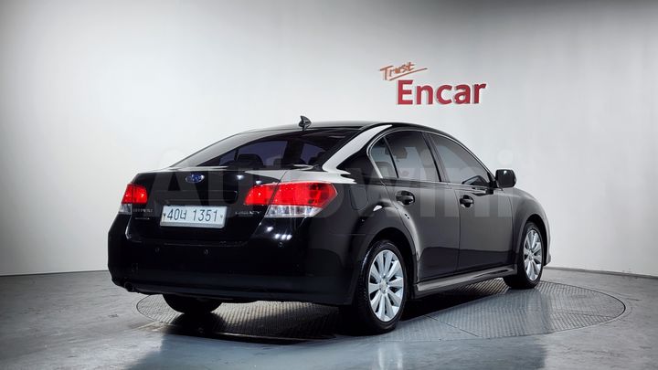 Subaru Legacy 2011 — 3