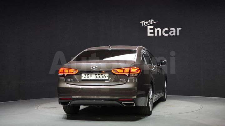 Hyundai Aslan 2015 — 4