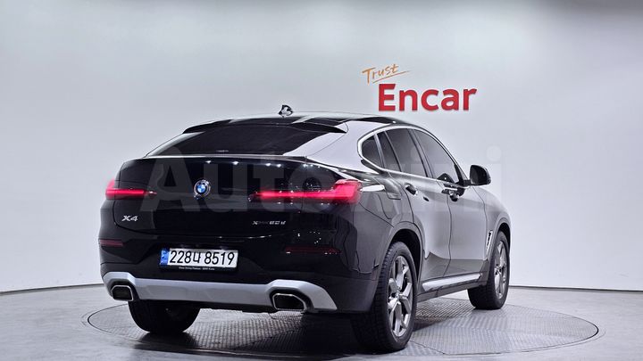 BMW X4 2022 — 2