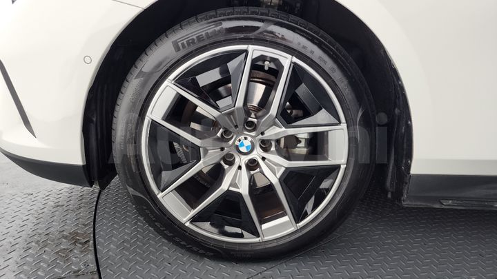 BMW 5 Series 2024 — 5