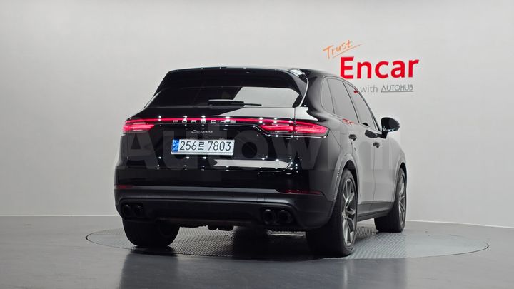 Porsche Cayenne 2022 — 4