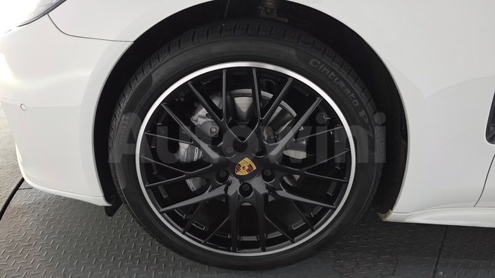 Porsche Panamera 2018 — 4