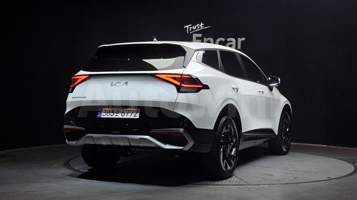 Kia Sportage 2023 — 2