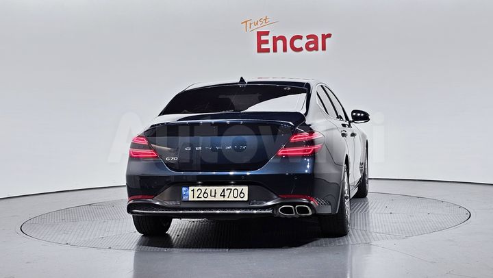 Genesis G70 2021 — 4