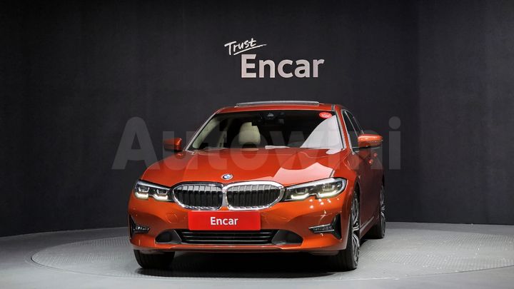 BMW 3 Series 2020 — 3