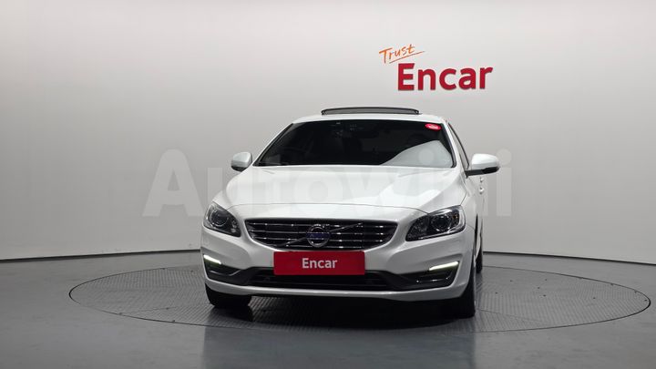 Volvo S60 2018 — 3