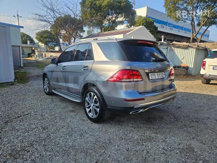 Mercedes Benz GLE Class 2016 — 3