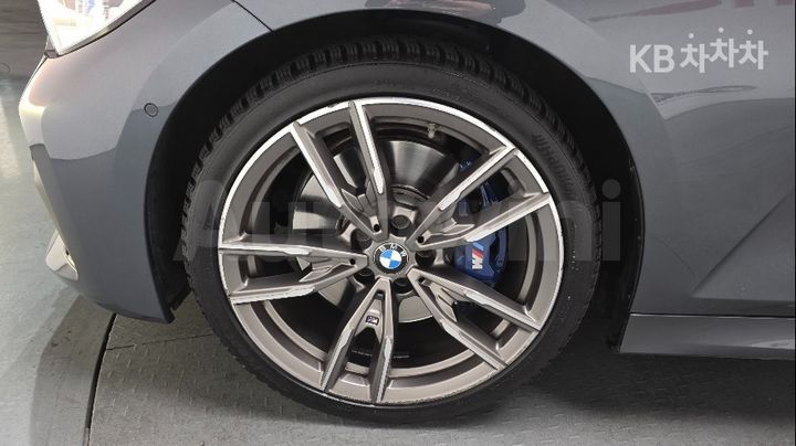 BMW 3 Series 2021 — 5