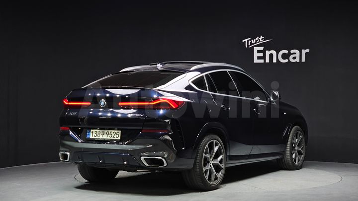 BMW X6 2022 — 2