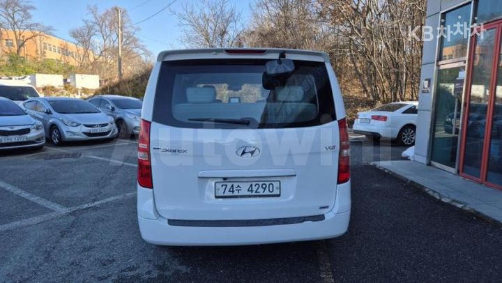 Hyundai Starex 2015 — 5