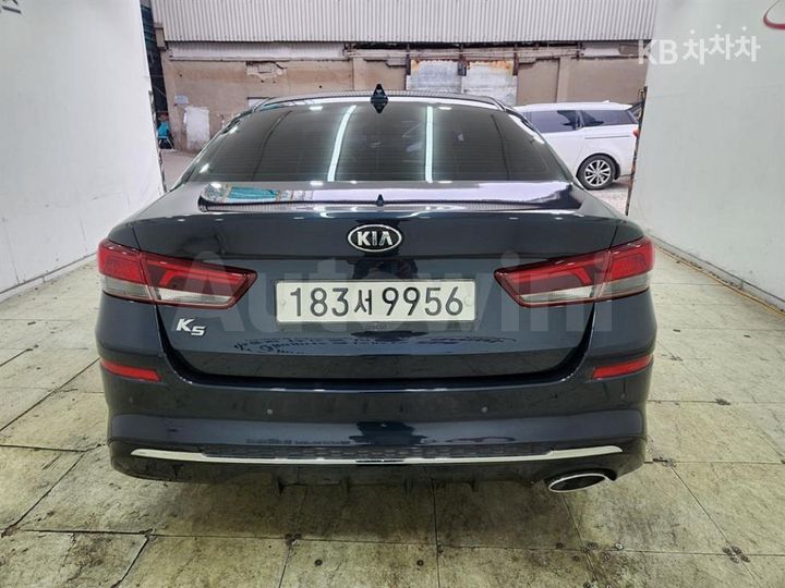 Kia K5 2019 — 3