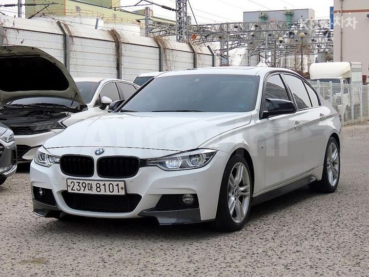 BMW 3 Series 2016 WBA8E9108GK437408 — 2