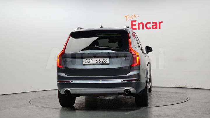 Volvo XC90 2018 — 4