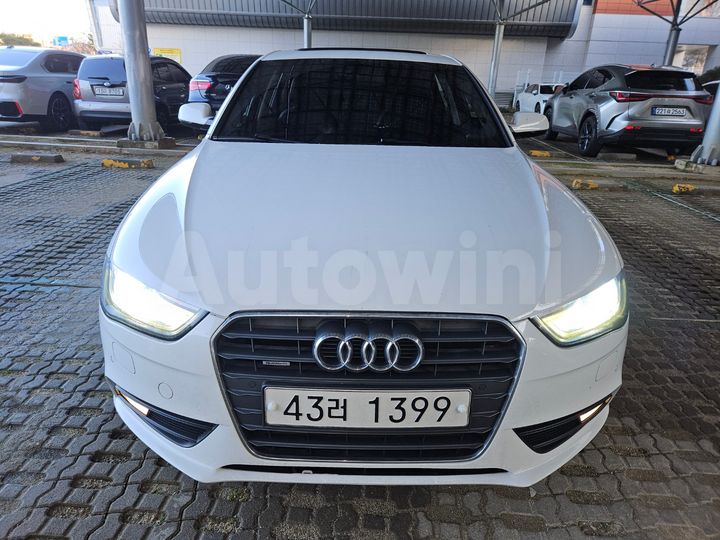 Audi A4 2013 — 2