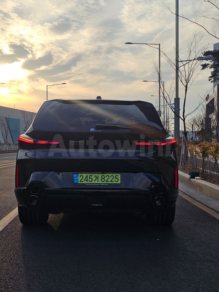 BMW XM 2023 — 2