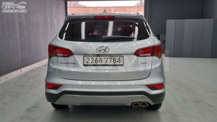 Hyundai SantaFe 2017 — 4