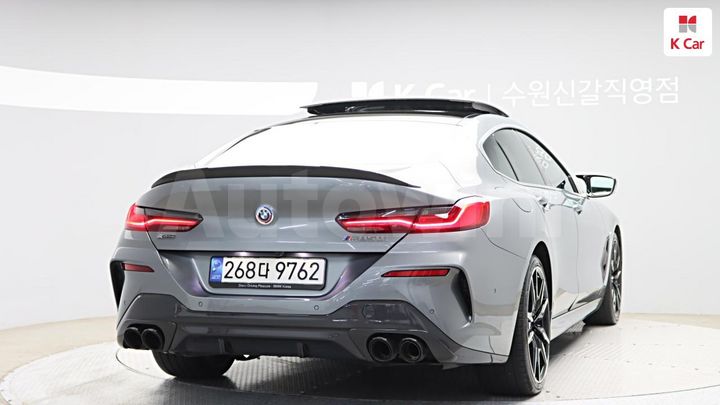 BMW 8 Series 2023 — 4