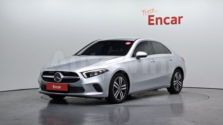 Mercedes Benz A Class 2022 — 2
