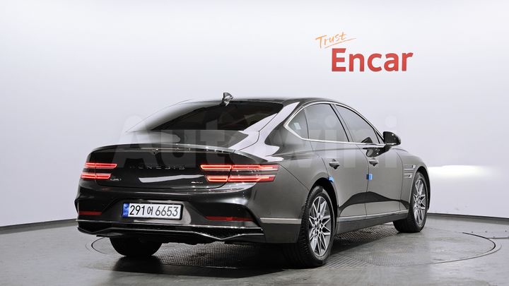 Genesis G80 2025 — 2