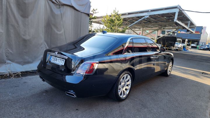 Rolls Royce Ghost 2024 — 3