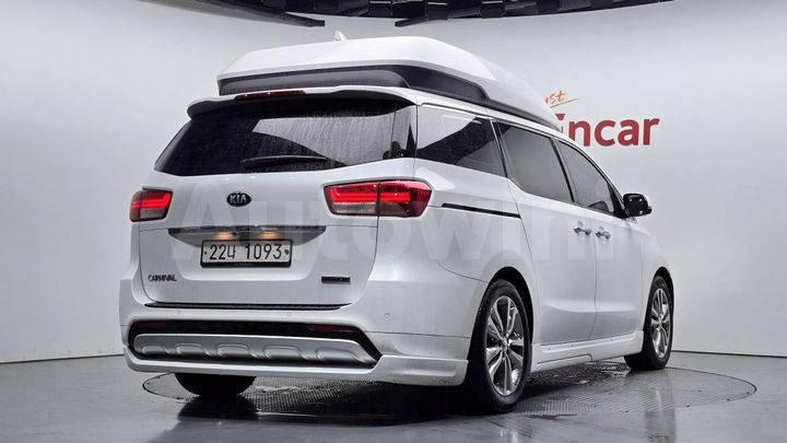 Kia Carnival 2018 — 2