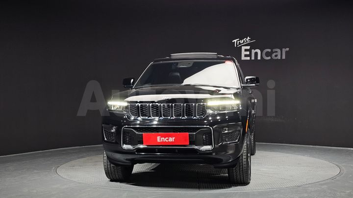 Jeep Cherokee 2023 — 3
