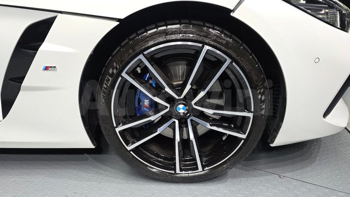BMW Z4 2024 — 5